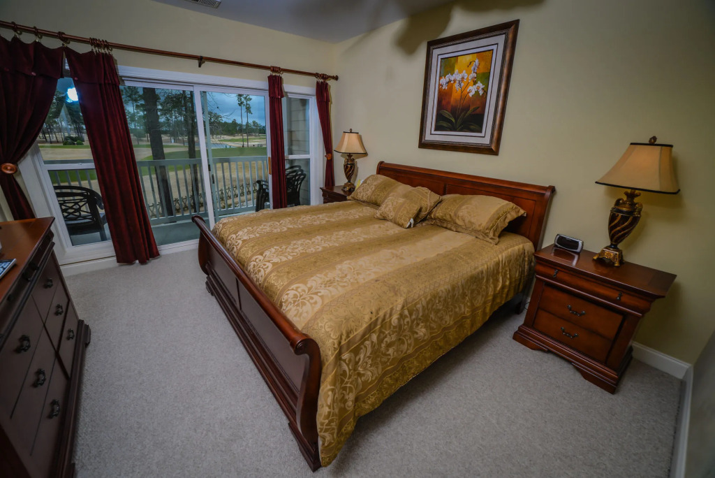 River Oaks Resort