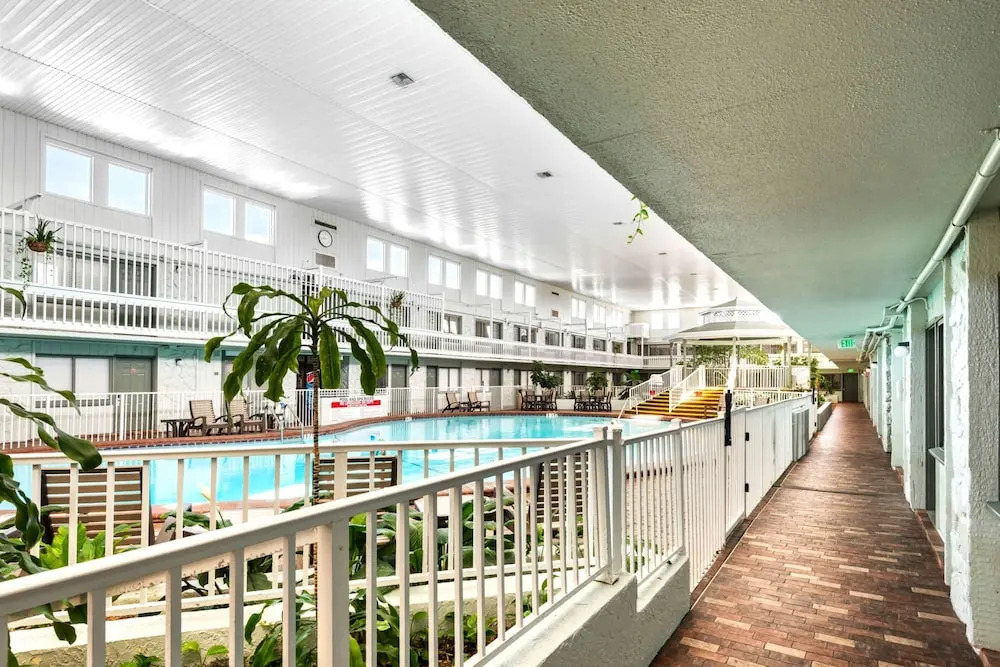Club Destin Condos