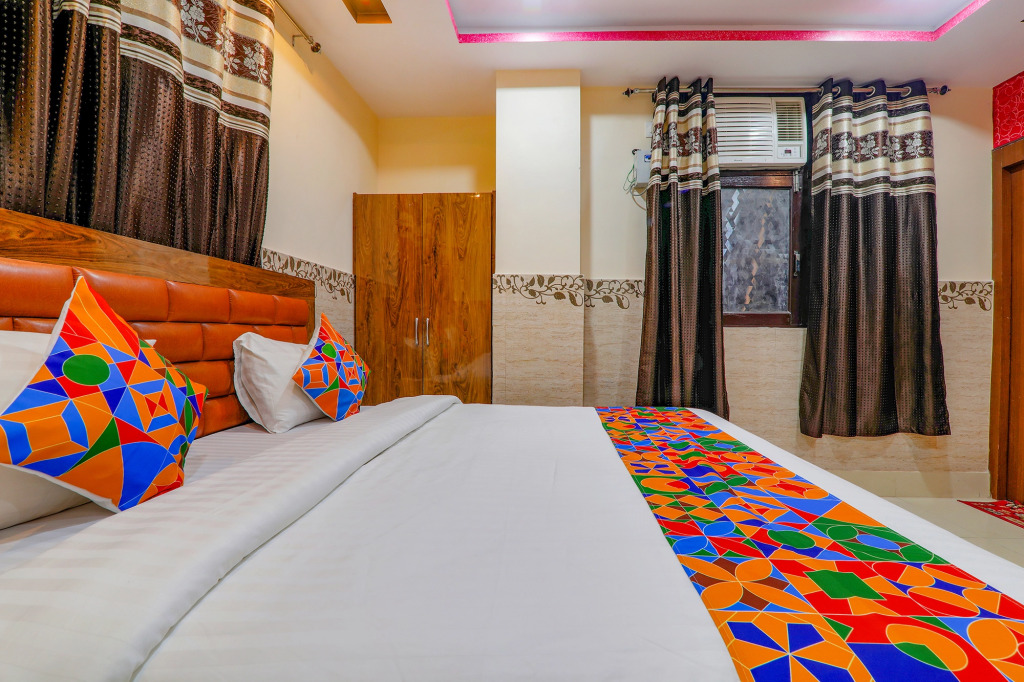 FabHotel Shree Galaxy