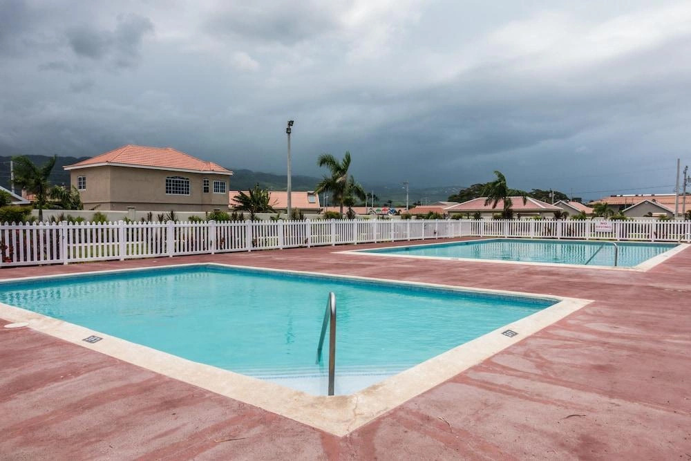 Caymanas Golf and Polo Resort