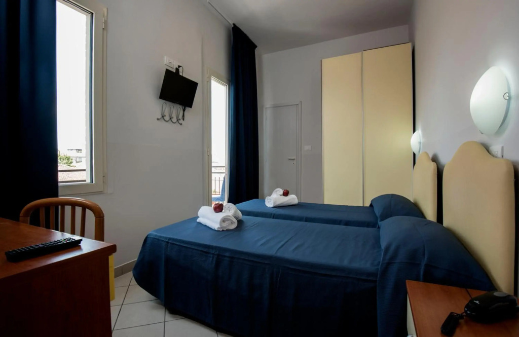 Hotel Scarlet