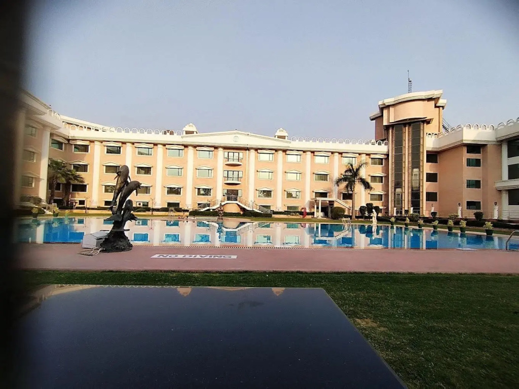 Holiday Regency