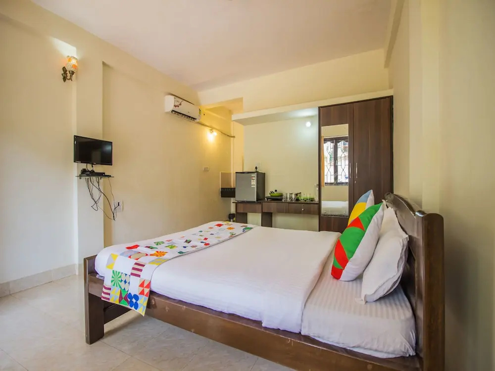 OYO 12969 Home Studio Anjuna Beach