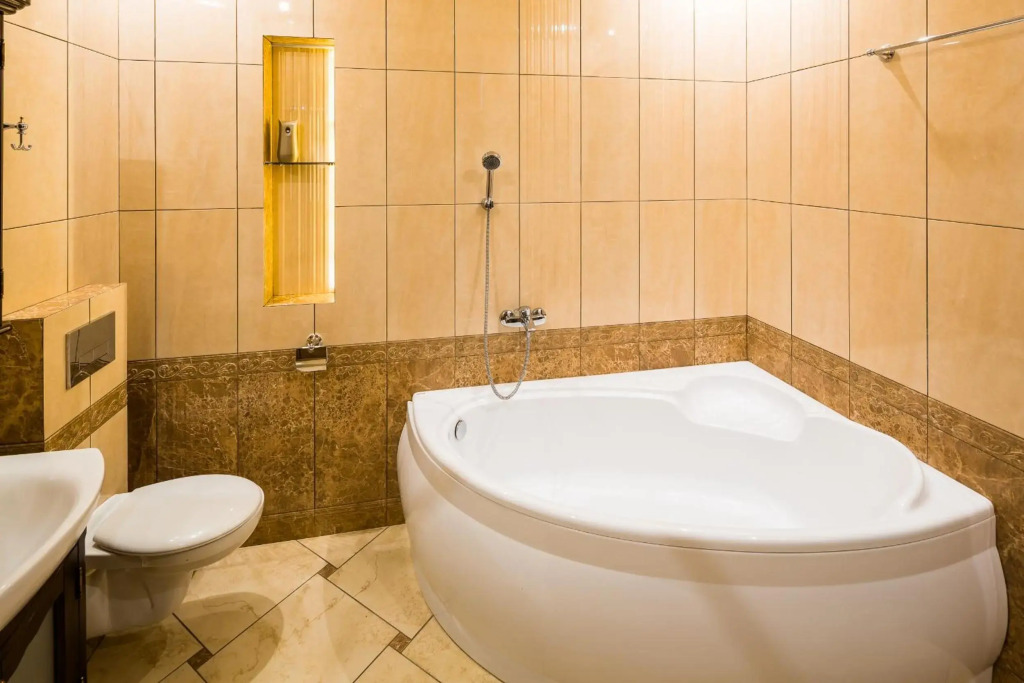 Beautiful apartment D.Galytskogo