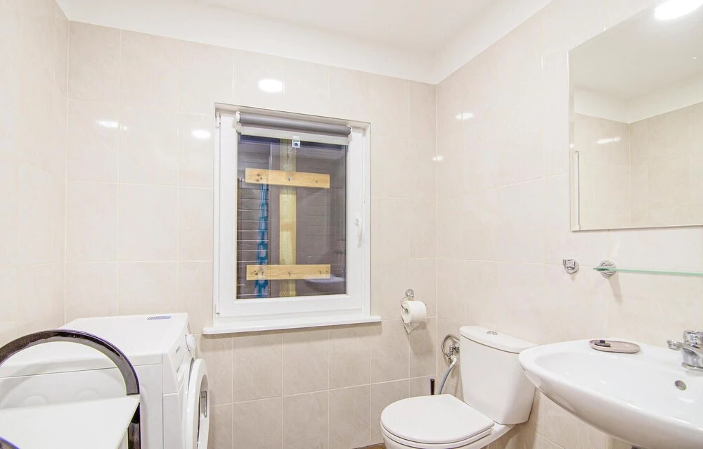 Awesome Home in Lubiatowo With 6 Bedrooms and Wifi