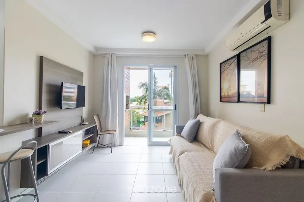 Apt w/ Barbecue & Balcony Near the Beach Cgn0306