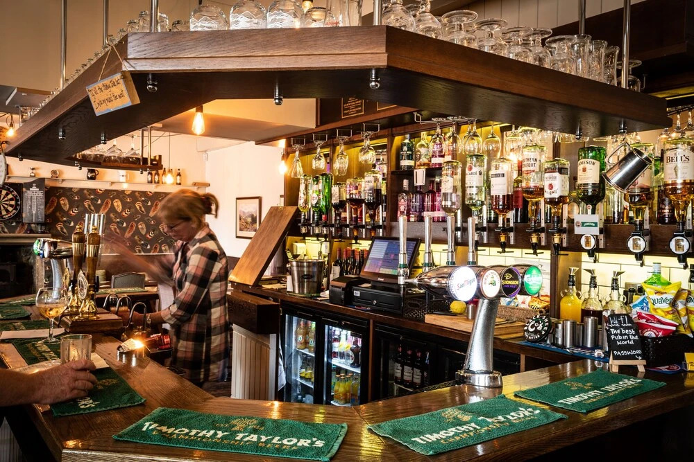 Maypole Inn