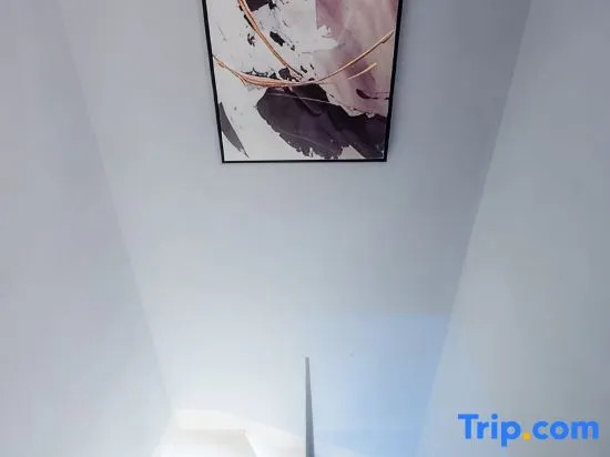 Kaka Karaoke Homestay (Nanning Blue Whale World)