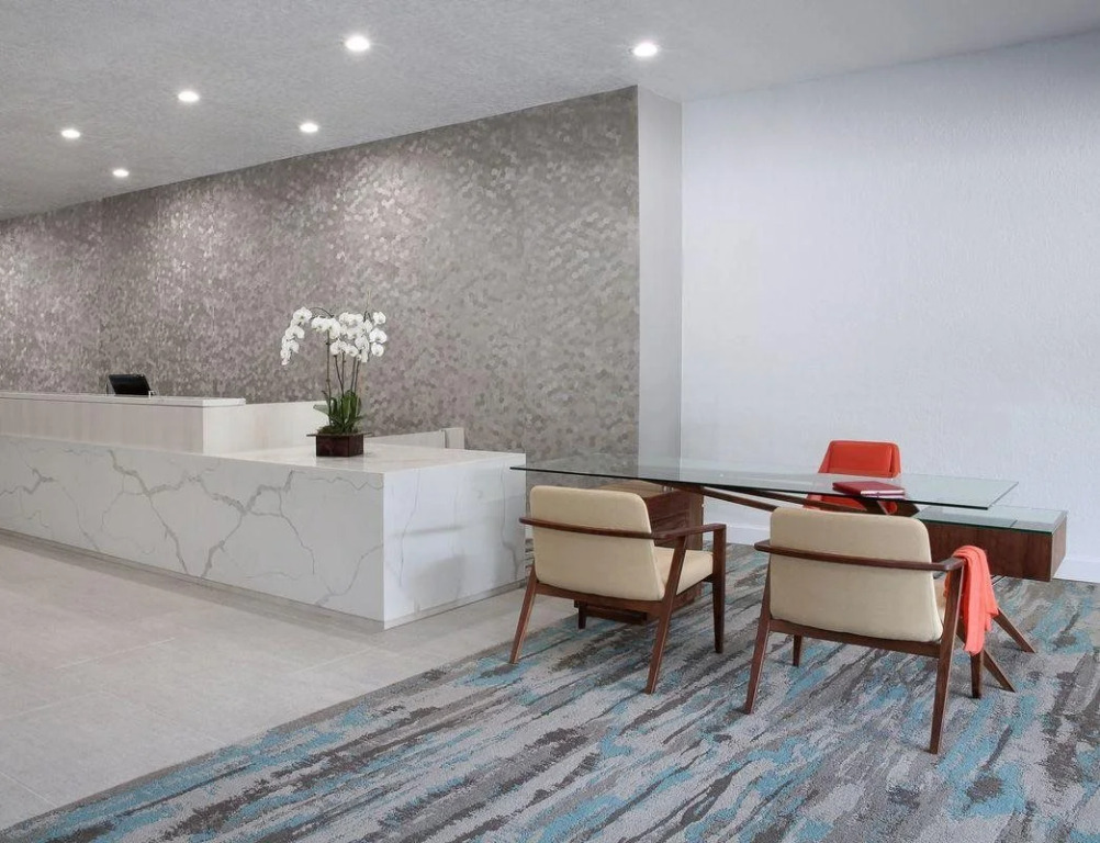 Anaheim Hotel