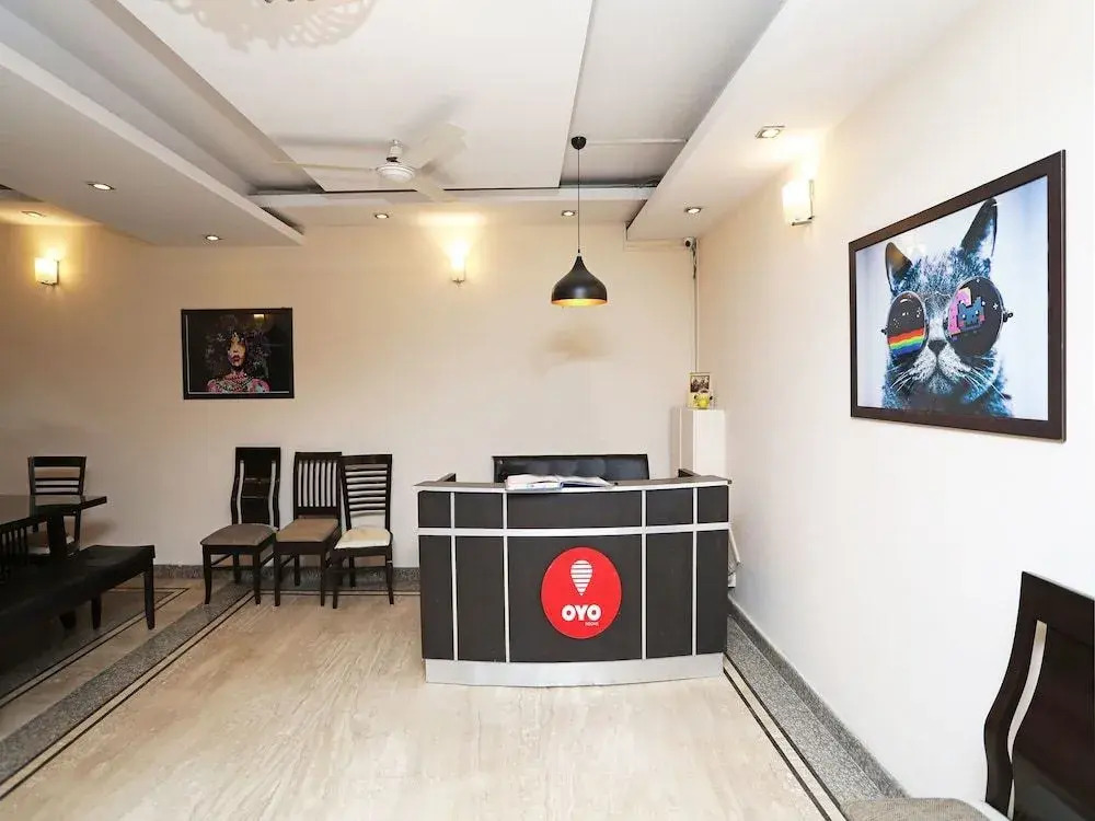 OYO 11761 WhitePod Inn