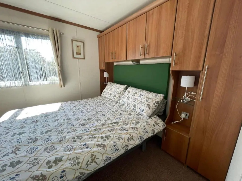 27 Tower View Pevensey Bay Holiday Park Beach