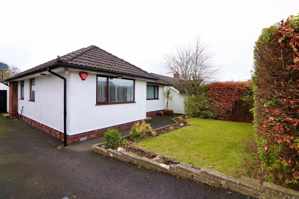 3 bedroom bungalow