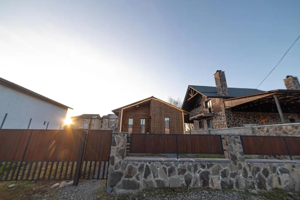 cozy wooden cottage in Bakuriani