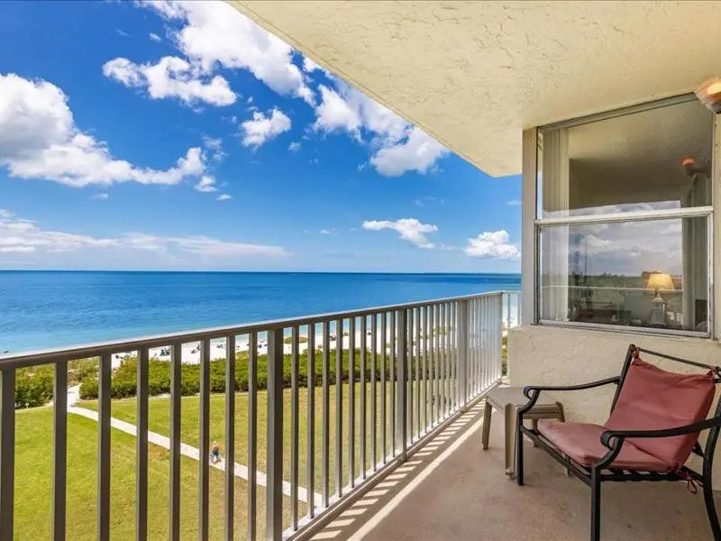 Estero Beach & Tennis Club 502b Condo