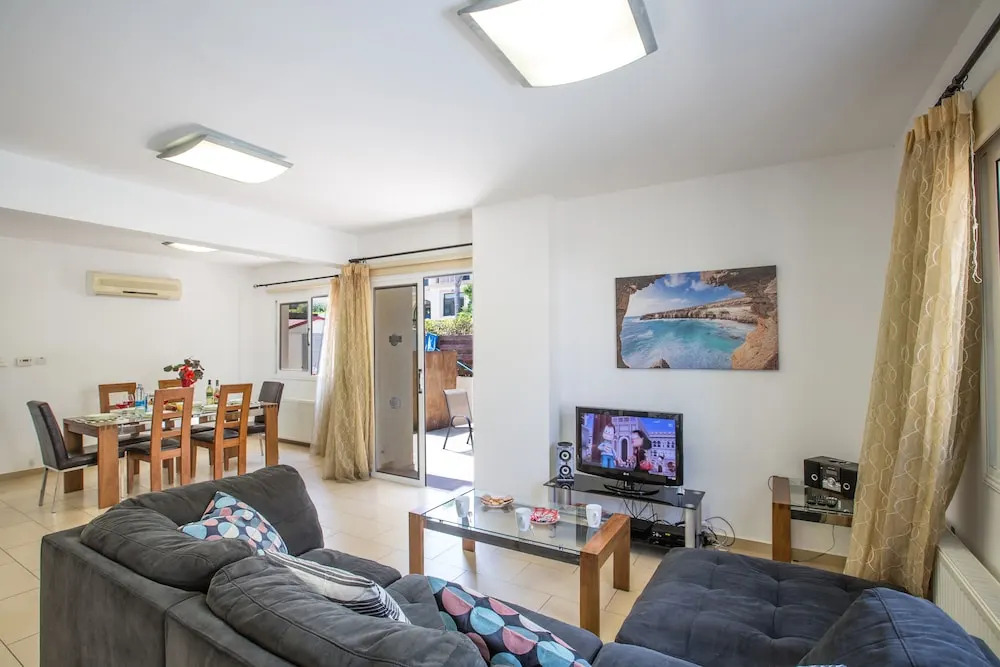 Protaras Holiday Villa Pv5