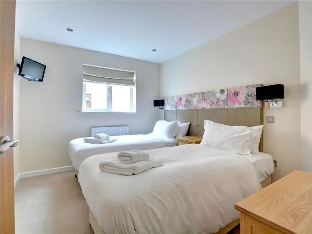 Idyllic Holiday Home in Saint Columb With Terrace