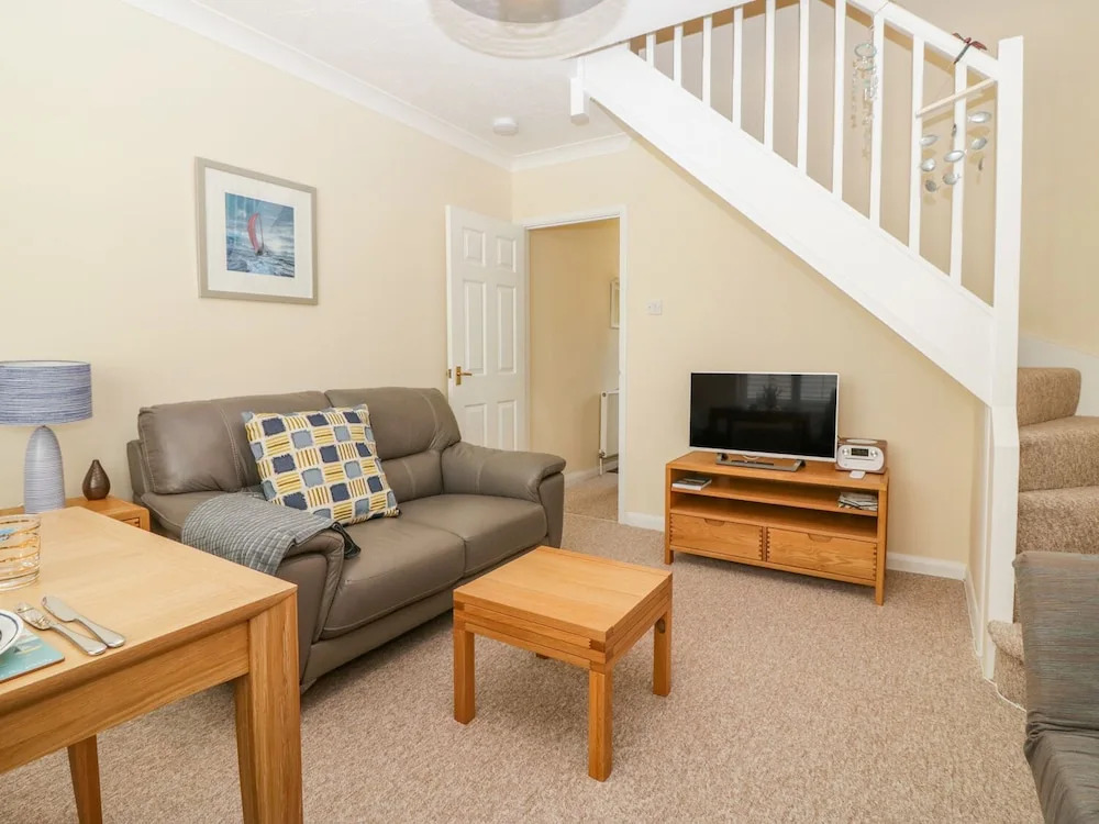 5 Malting Court