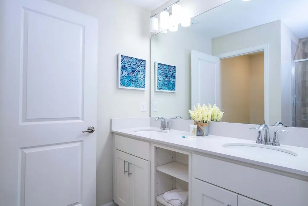 Gorgeous 2Bd Close to Disney Storey Lake Resort 303 3121