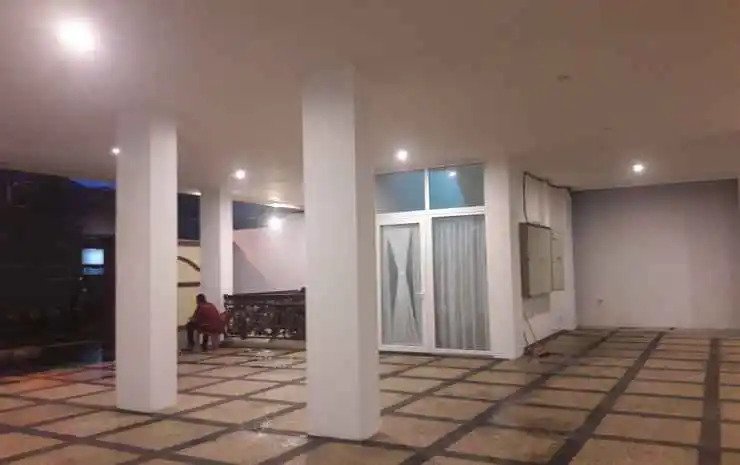 Azalia Residence