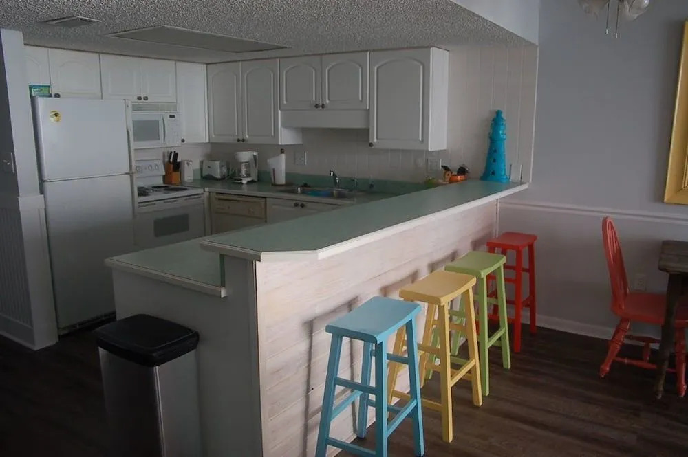 Waterpointe II, Villa 1005 - 3 Br Condo