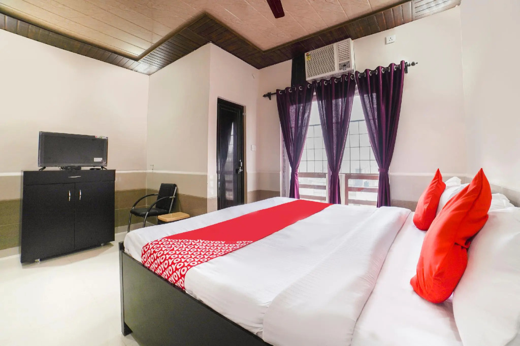 OYO 69125 Shri Krishna Guest House