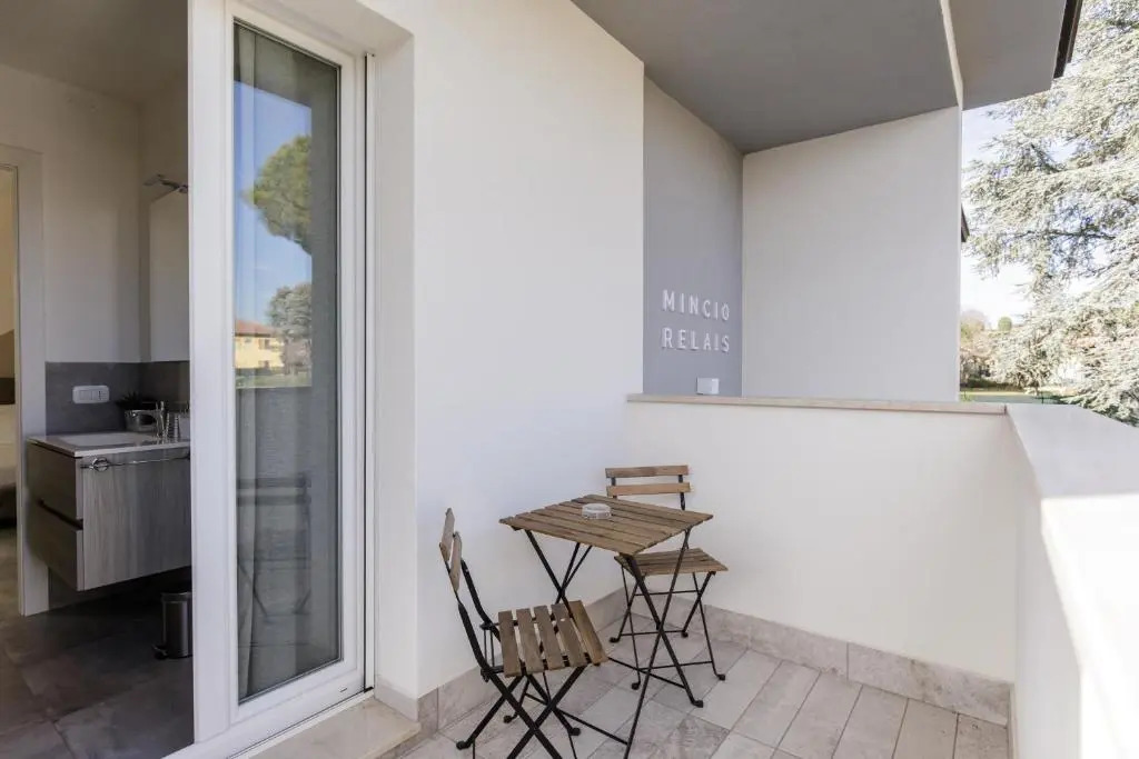 Mincio Relais Rooms & Pool