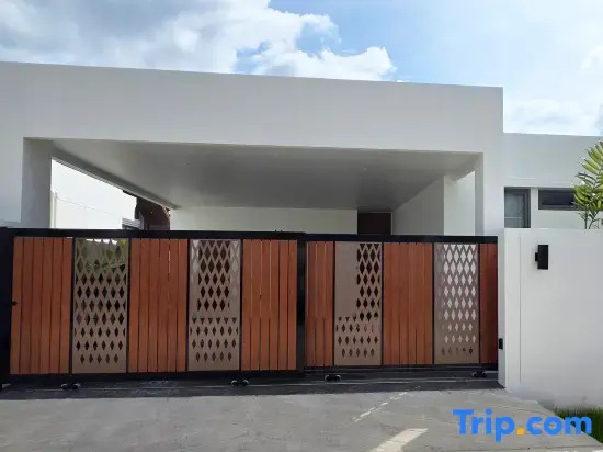 Ozone Sanctuary 3BR Private Pool Villa