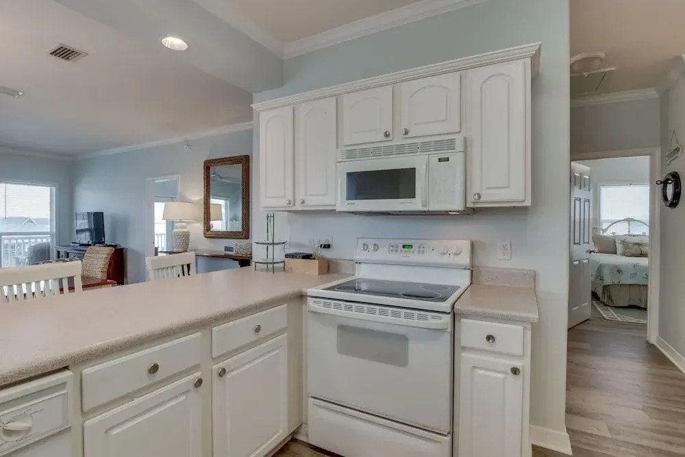 Spinnaker Pointe Unit 4B