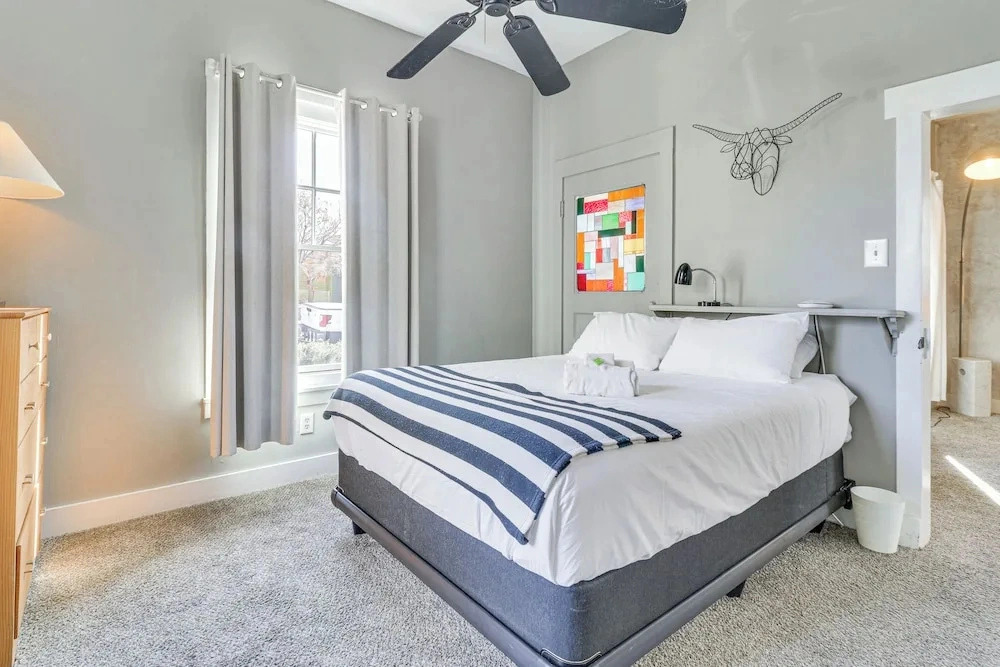 2-unit Rental in Abq! Walk or Bike to Downtown