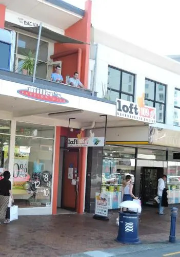 Loft 109 Backpackers Hostel