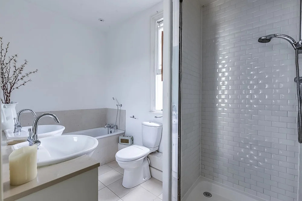 Ravenscourt Park Retreat