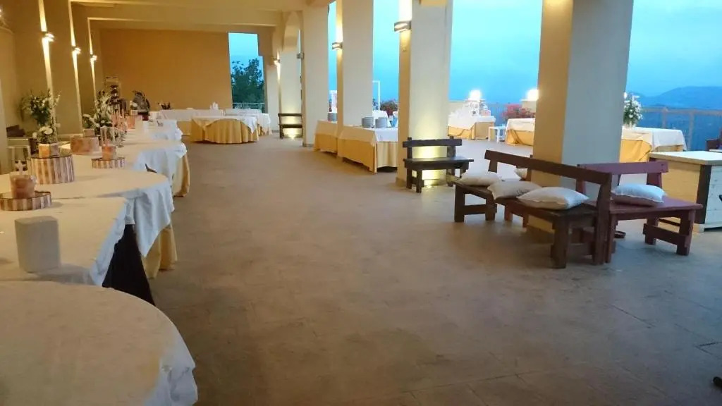 Hotel Sette E Mezzo