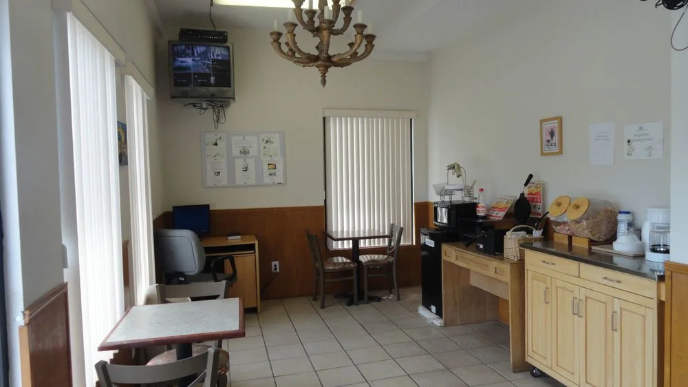 Regal Inn
