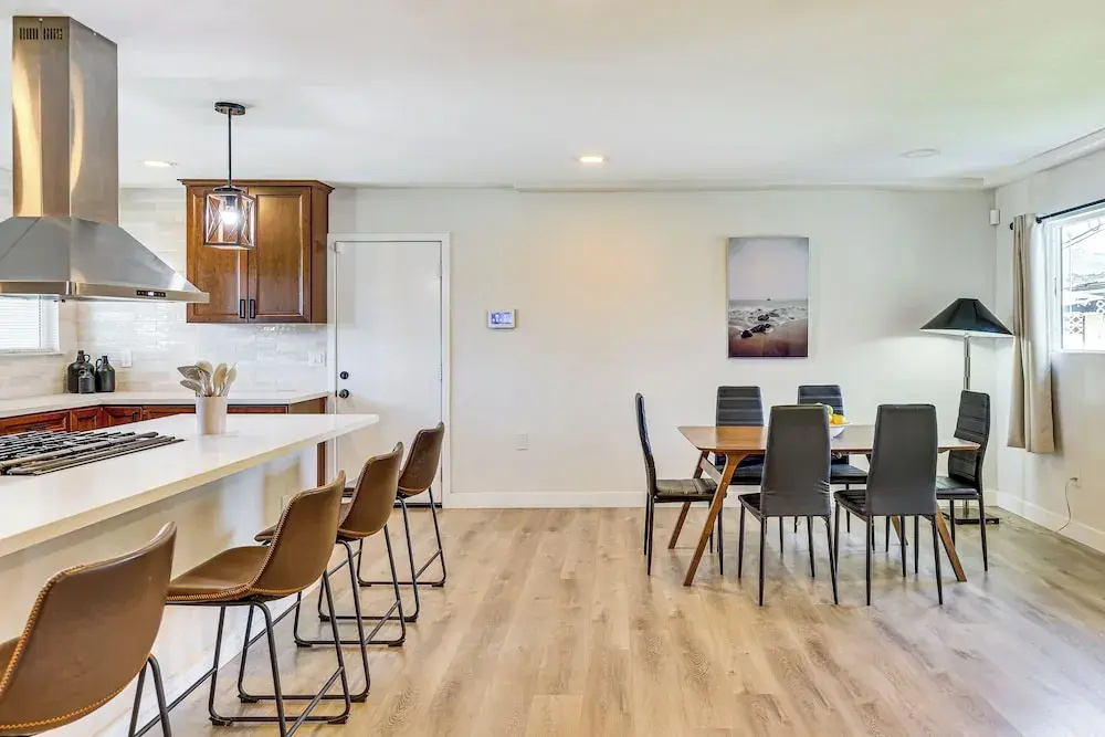 Modern Gem w/ Outdoor Oasis: 5 Mi to Lake Jennings