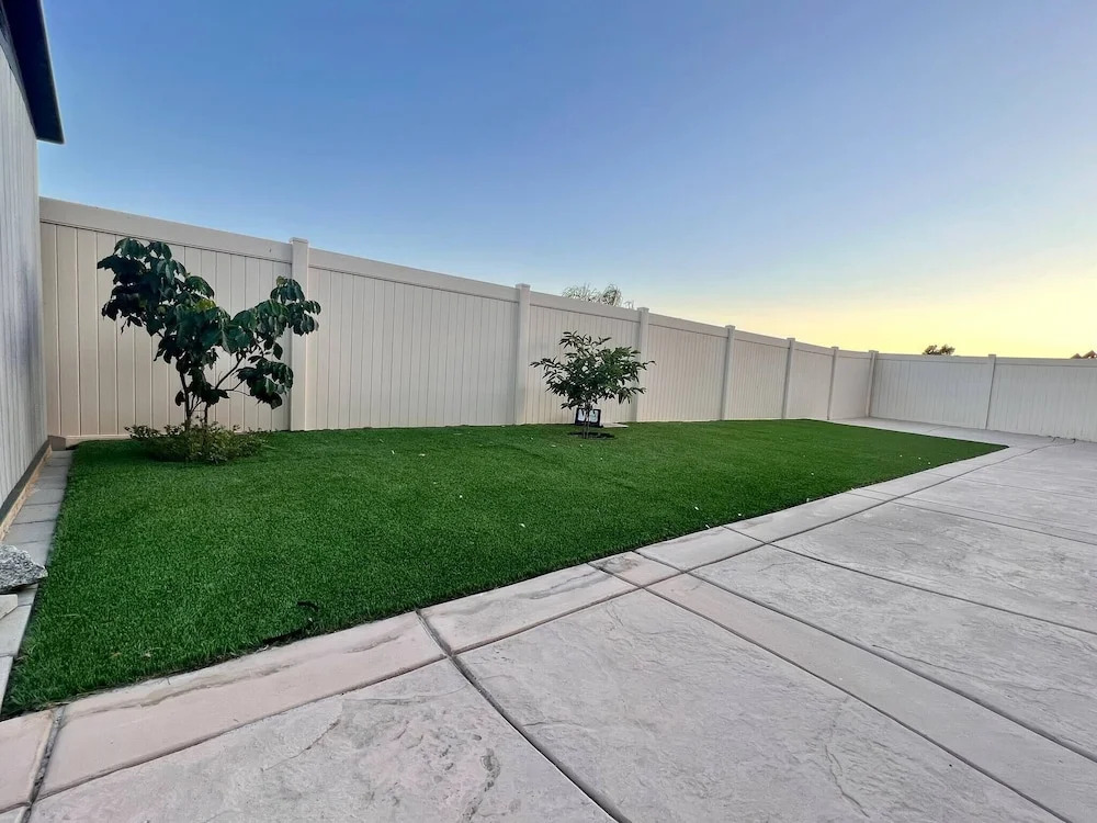 Cheerful 4 Bedroom Entire House Lots Of Open Space