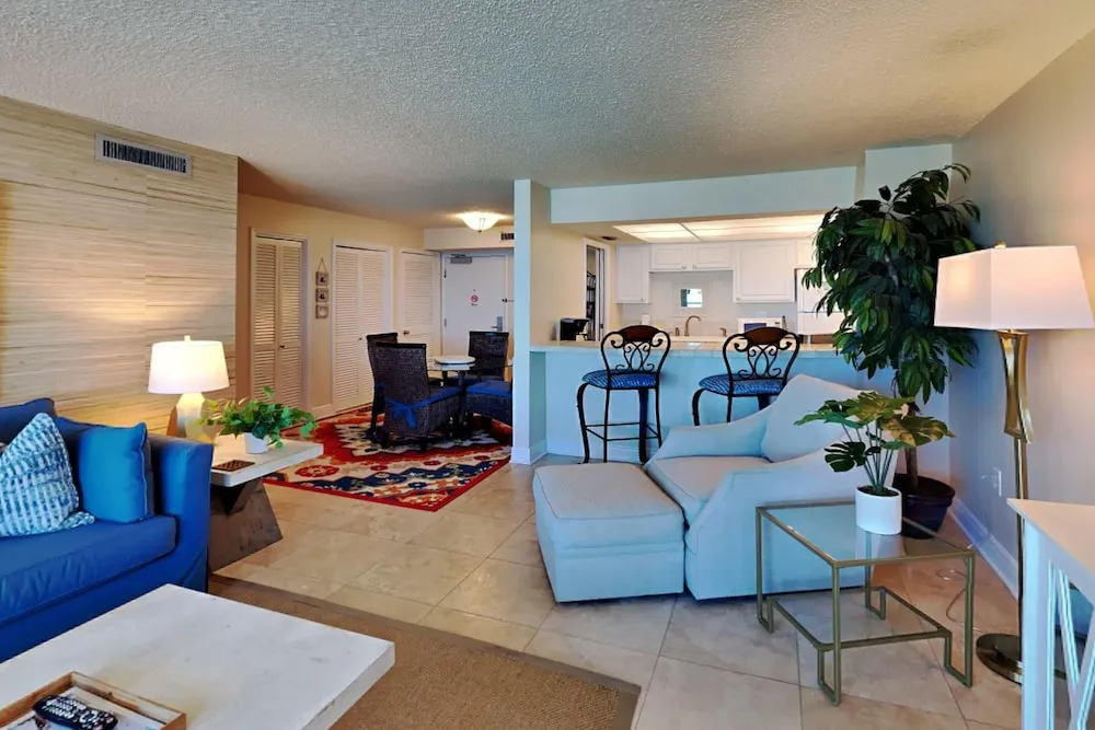 Sabine Yacht & Racquet by Southern Vacation Rentals