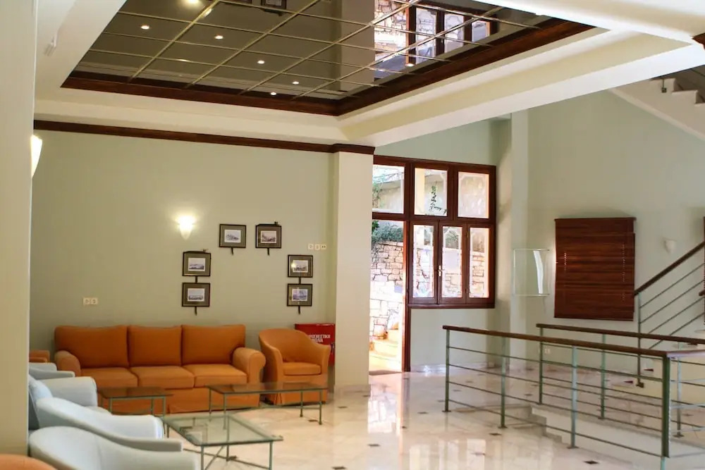 Lofos Hotel