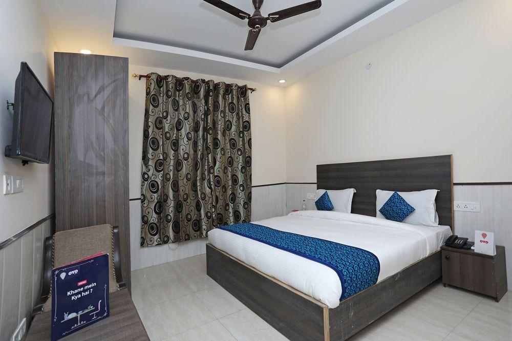 OYO Townhouse 782 Hotel kalinga Sector 66