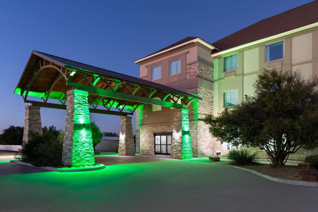 Baymont by Wyndham Andrews TX