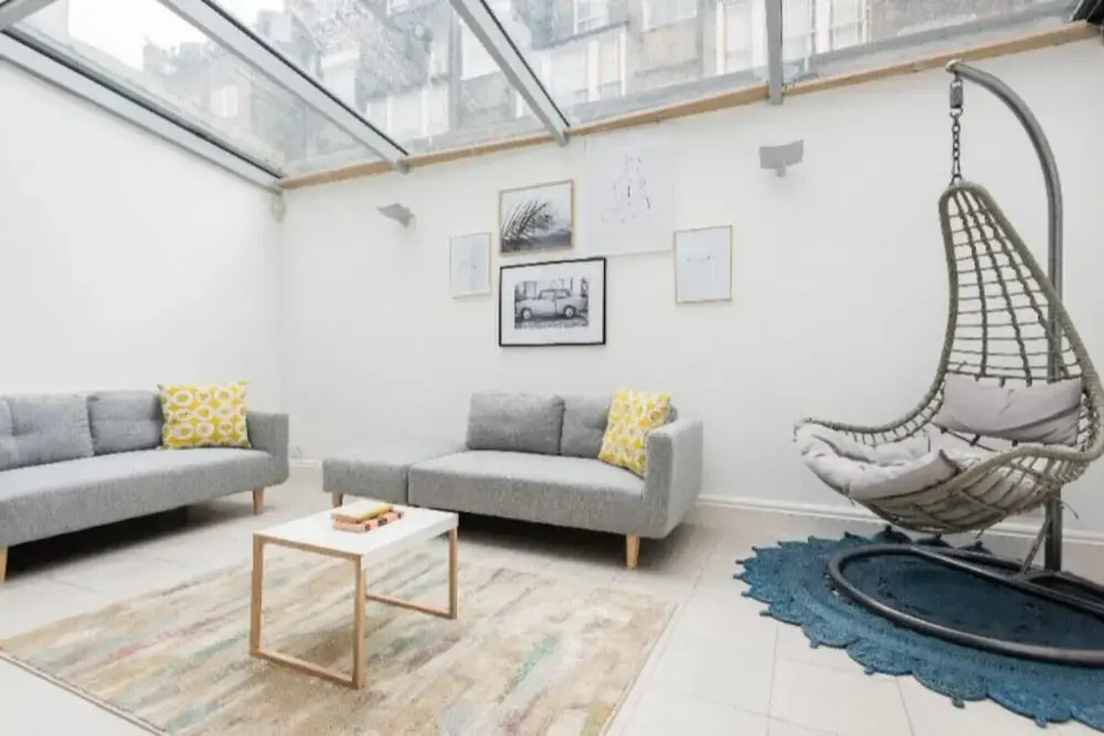 The Pimlico Lighthouse - 4bdr in Between the River Thames & Sloane Square