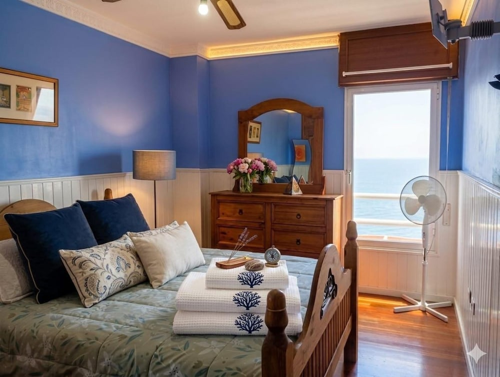 3 Bed-room & Wifi-radazul -sea View and Balcony