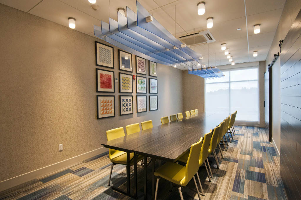 Holiday Inn Express & Suites Johnstown by IHG