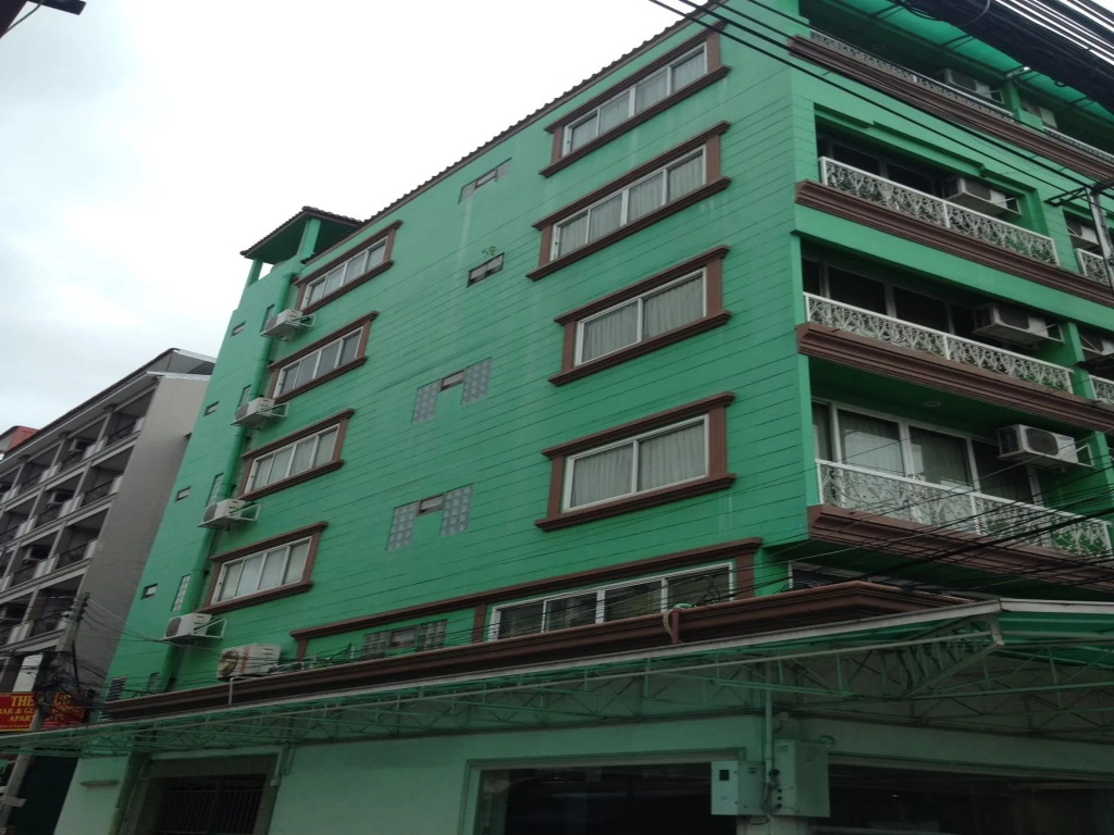 Green Hotel