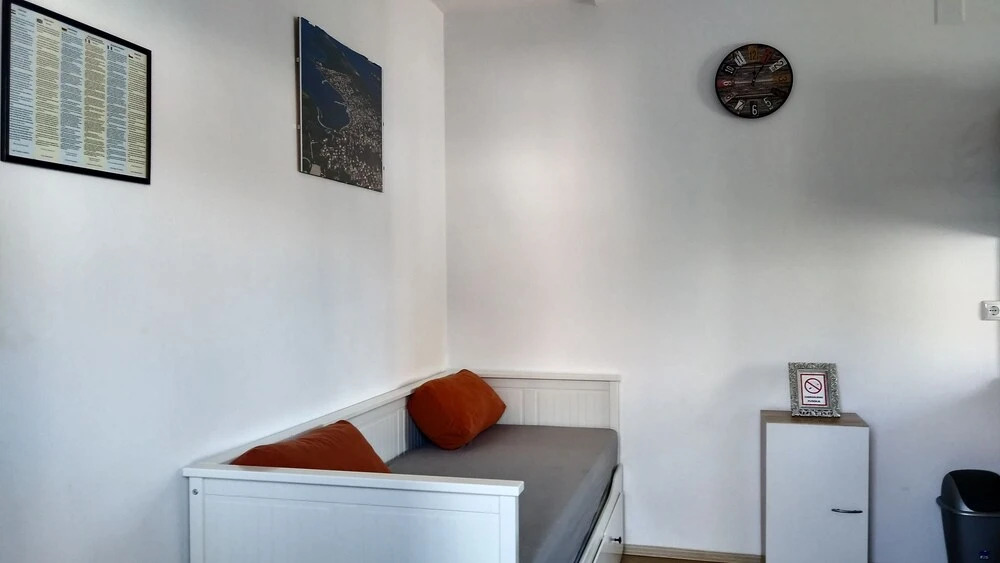 Lovely one Bedroom Apartment Mary in the Center