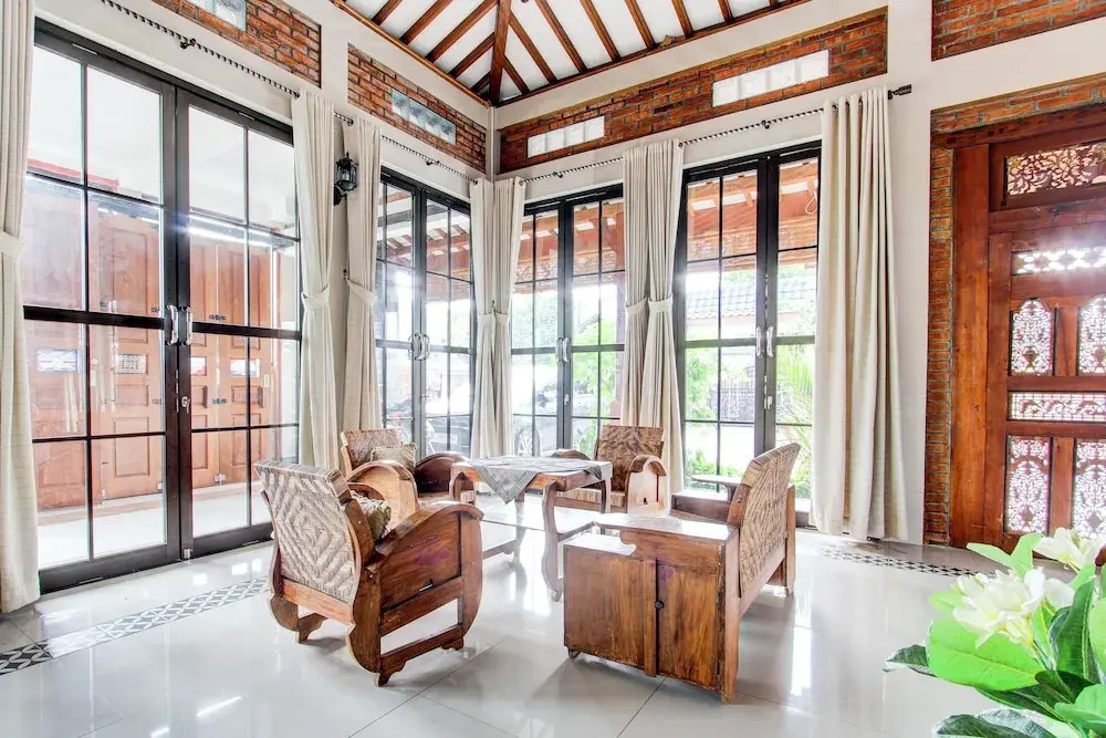 Capital O 93994 Dalem Kamulyan Syariah Guest House
