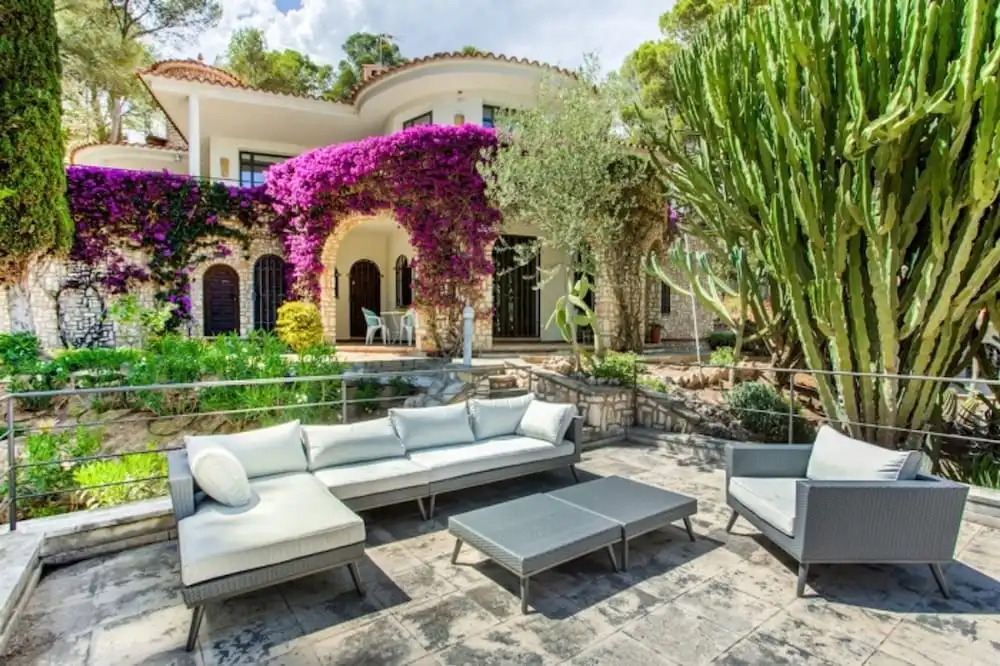 Th06 Villa in Miami Platja 6 Bedrooms