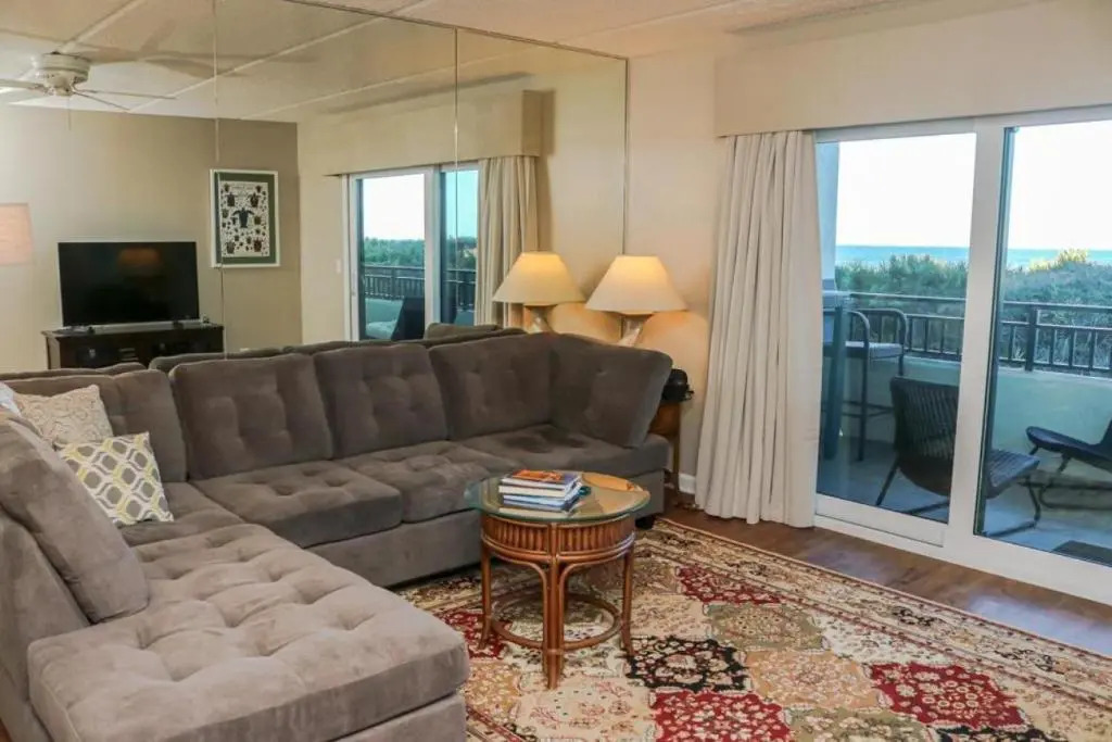 Windjammer Apartment 110