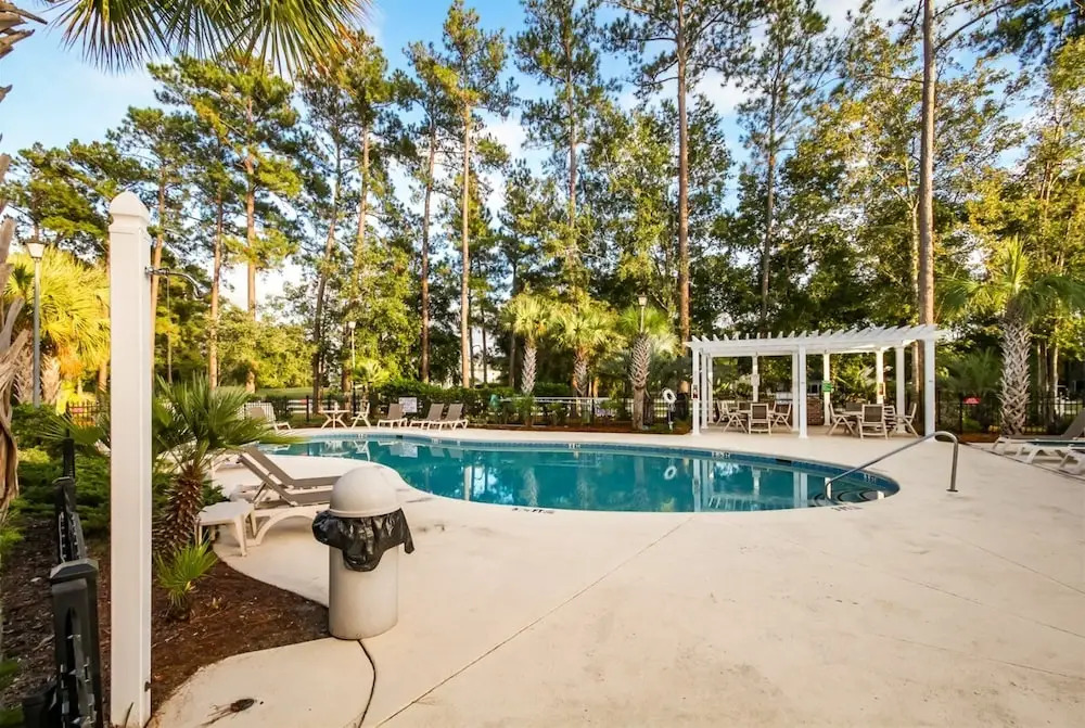 World Tour Golf Links Condos by Escape