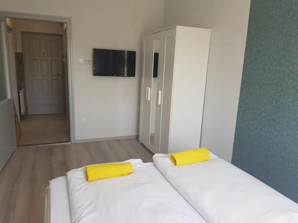 Zoli Apartmanok-Adri Kölcsey 32
