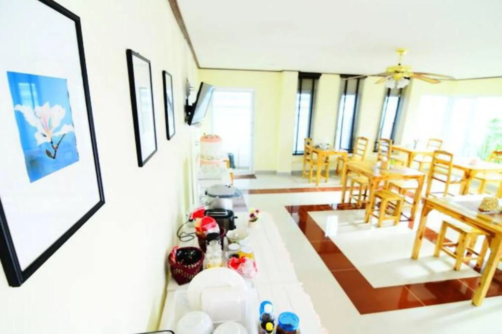 Laksasuk House